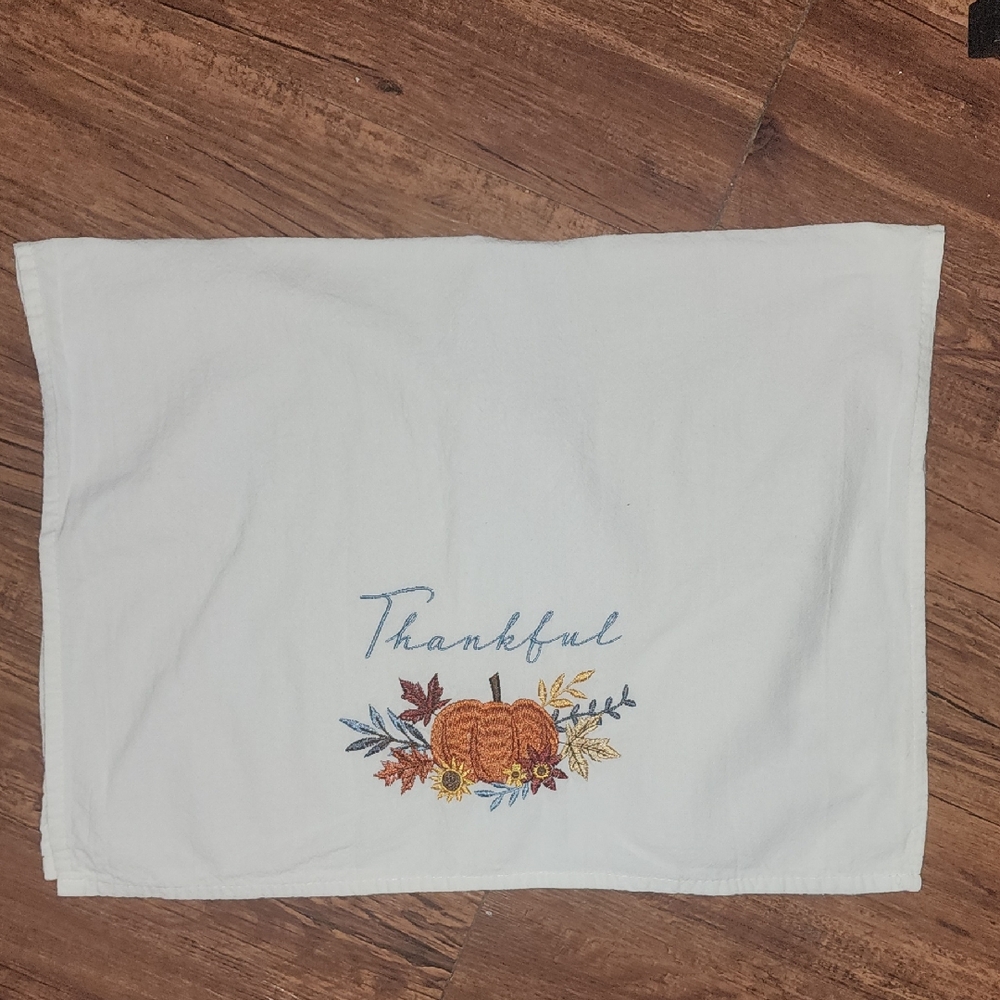 Embroidered Thankful Kitchen Towel